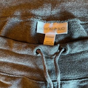 Fashion Bug drawstring lounge pants size 22/24.